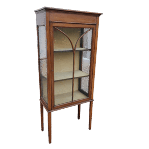 Edvardo laikotarpio nedidukė vitrina