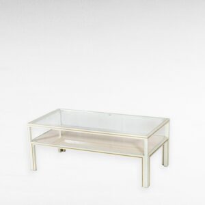 Baltas staliukas Pierre Vandel