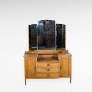 Antikvarinė kosmetinė komoda