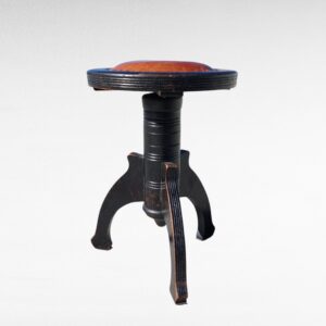 Antikvarinė pianino kėdutė, pagaminta Prancūzijoje