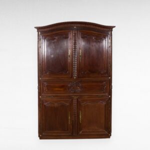 Antikvarinės sieninės spintos durys