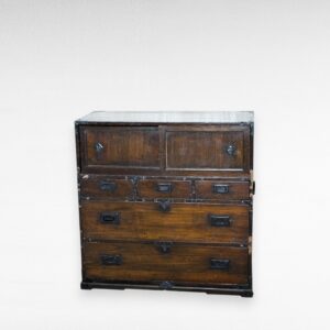 Japoniška prekybininko komoda (Chōba-dansu)