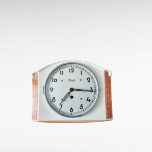 Antikvarinis sieninis laikrodis