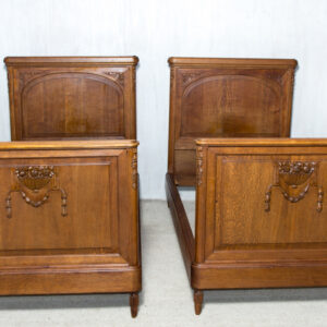 Ąžuolinės vienvietės lovos