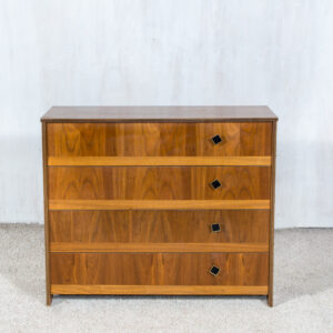 PARDUOTA  Batų spintelė