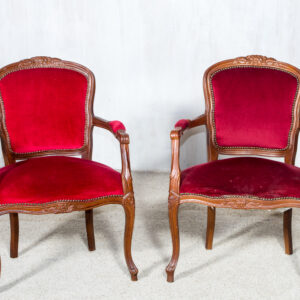 Bordo Louis krėslai