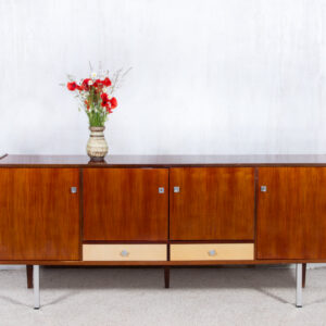 Vintažinė ilga komoda