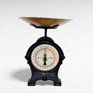 Senovinės virtuvinės svarstyklės